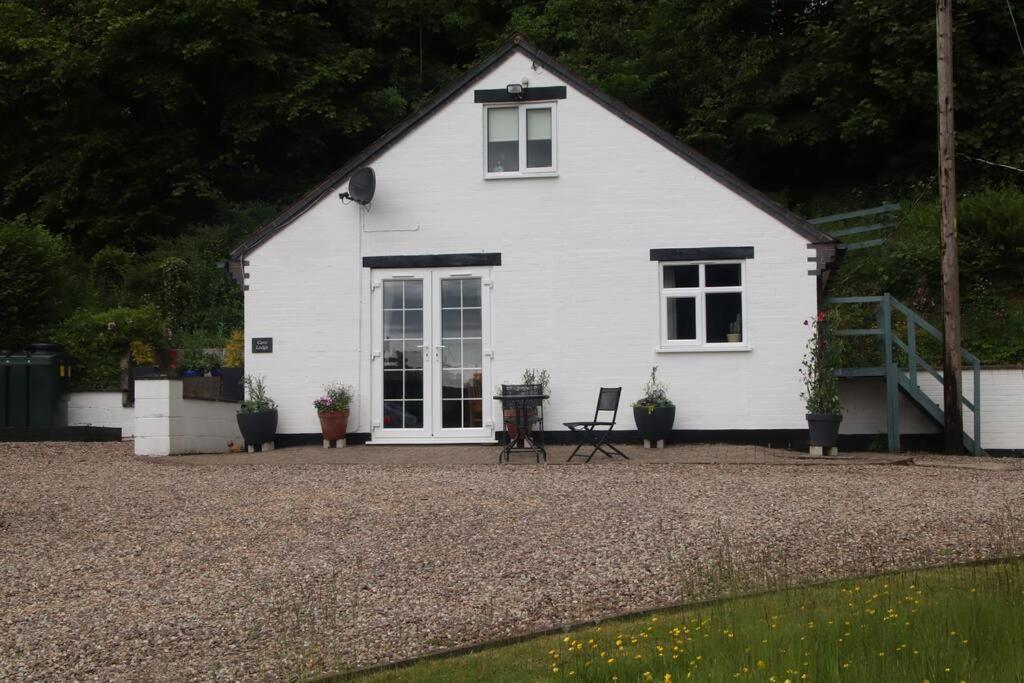 Garn Lodge นิวทาวน์ ภายนอก รูปภาพ